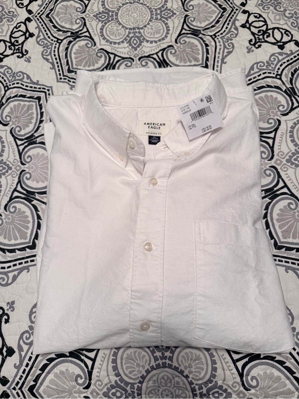 American Eagle Outfitters White Casual Button-Down Shirt